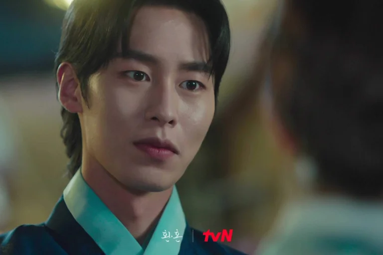 لی جه ووک در نقش جانگ اوک در سریال کیمیای روح