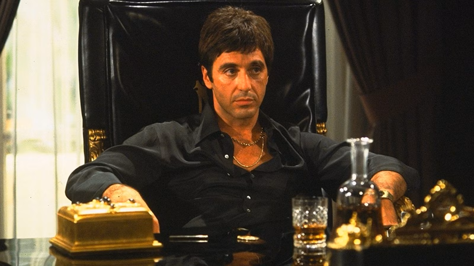 ۱۰ فیلم گانگستری که باید ببینید: راهنمای شروع برای تازه‌کارها