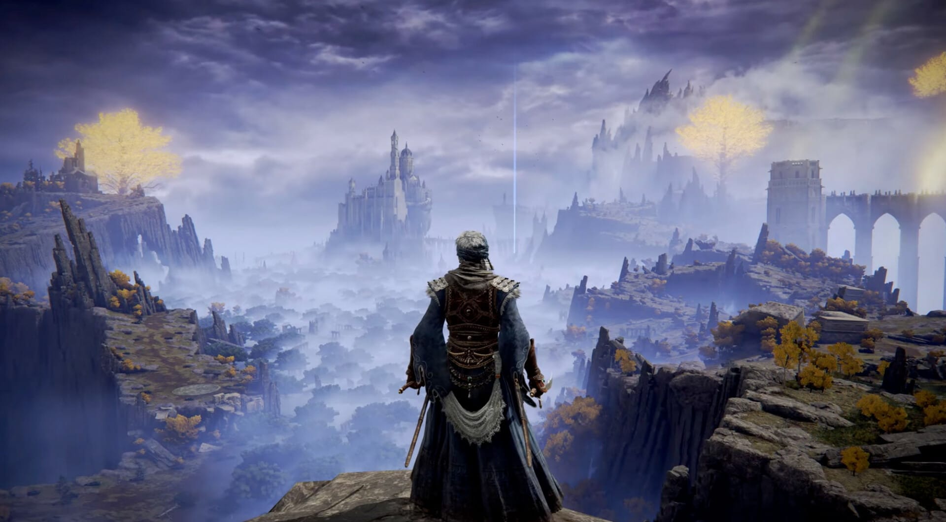 یک مبارزه نفسگیر در دنیای بزرگ و ترسناک Elden Ring، بهترین بازی جهان باز این لیست.