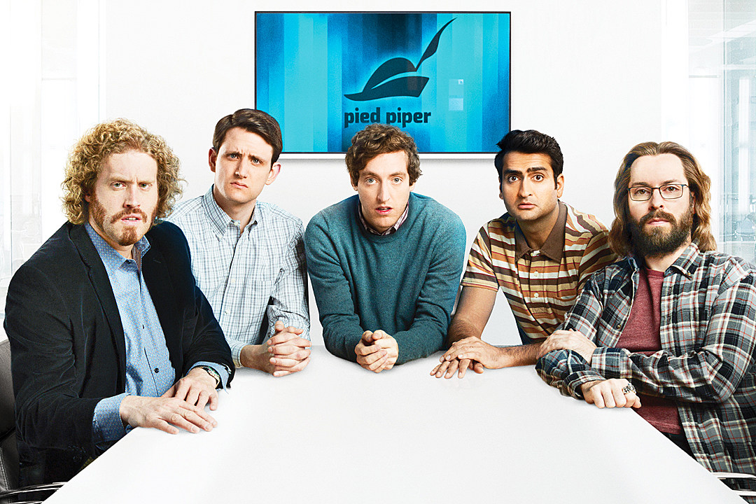 پوستر سریال کمدی Silicon Valley با حضور شخصیت‌های اصلی گروه Pied Piper