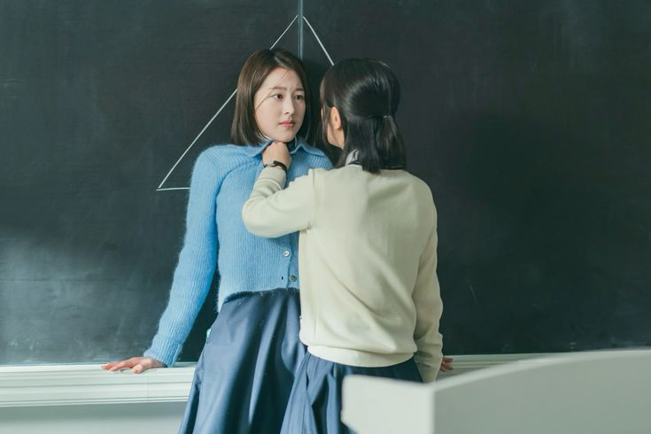 Pyramid Game (بازی هرم)