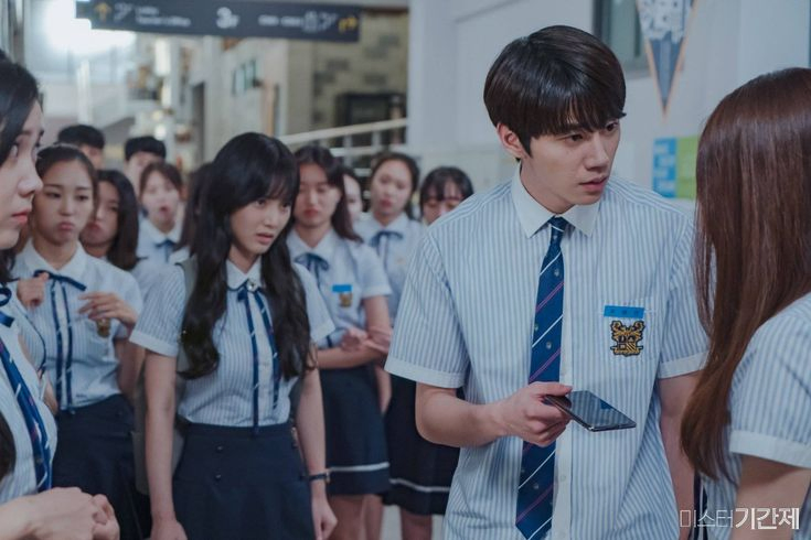 Shadow Beauty (زیبایی سایه)