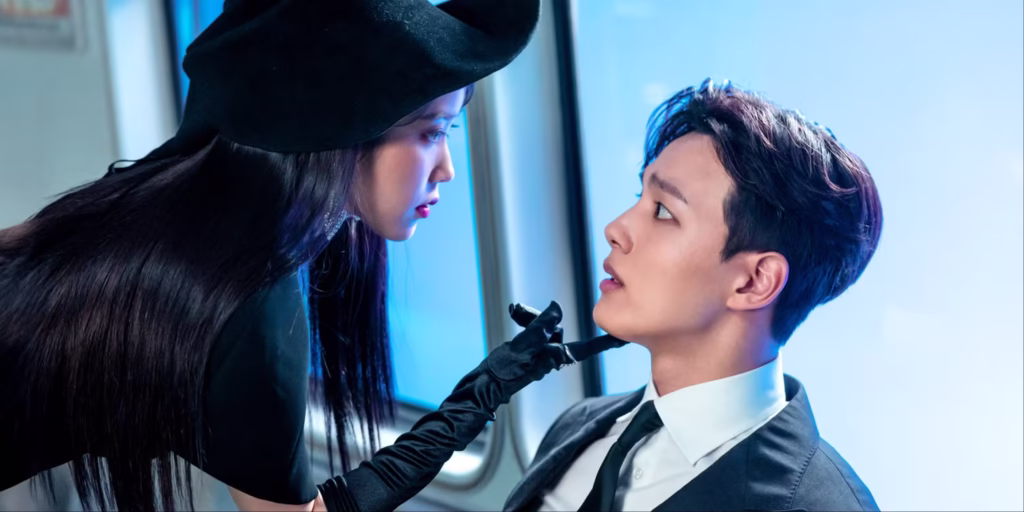 Hotel Del Luna (هتل دل لونا)